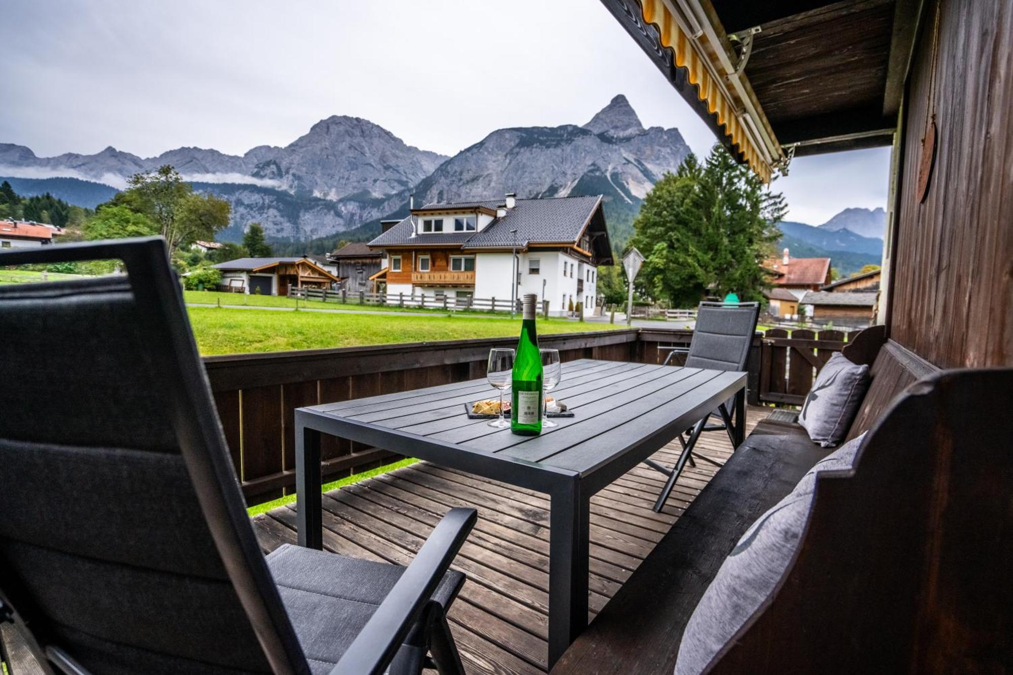 Tiroler Alpblick Appartements Ehrwald Ngoại thất bức ảnh
