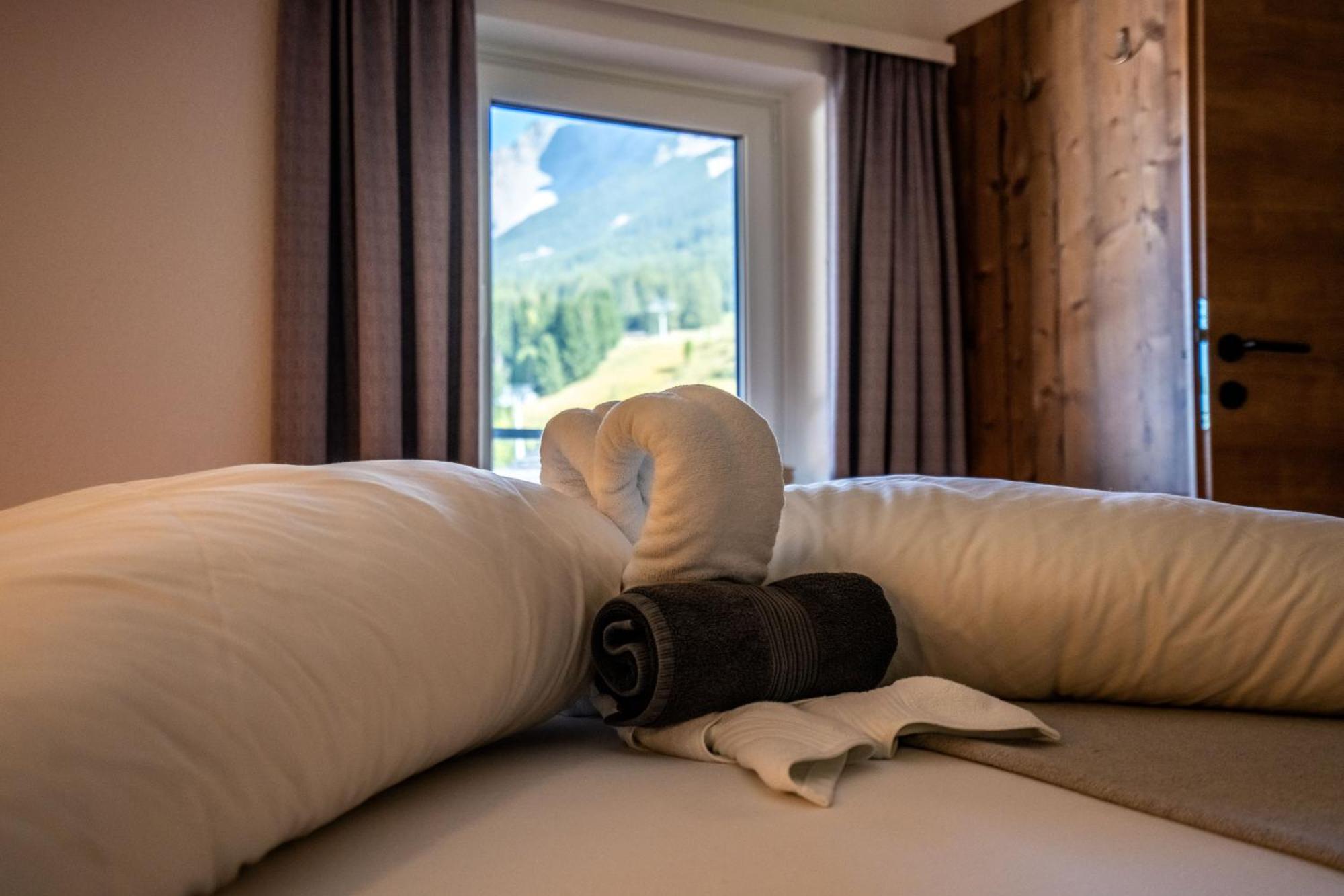 Tiroler Alpblick Appartements Ehrwald Ngoại thất bức ảnh