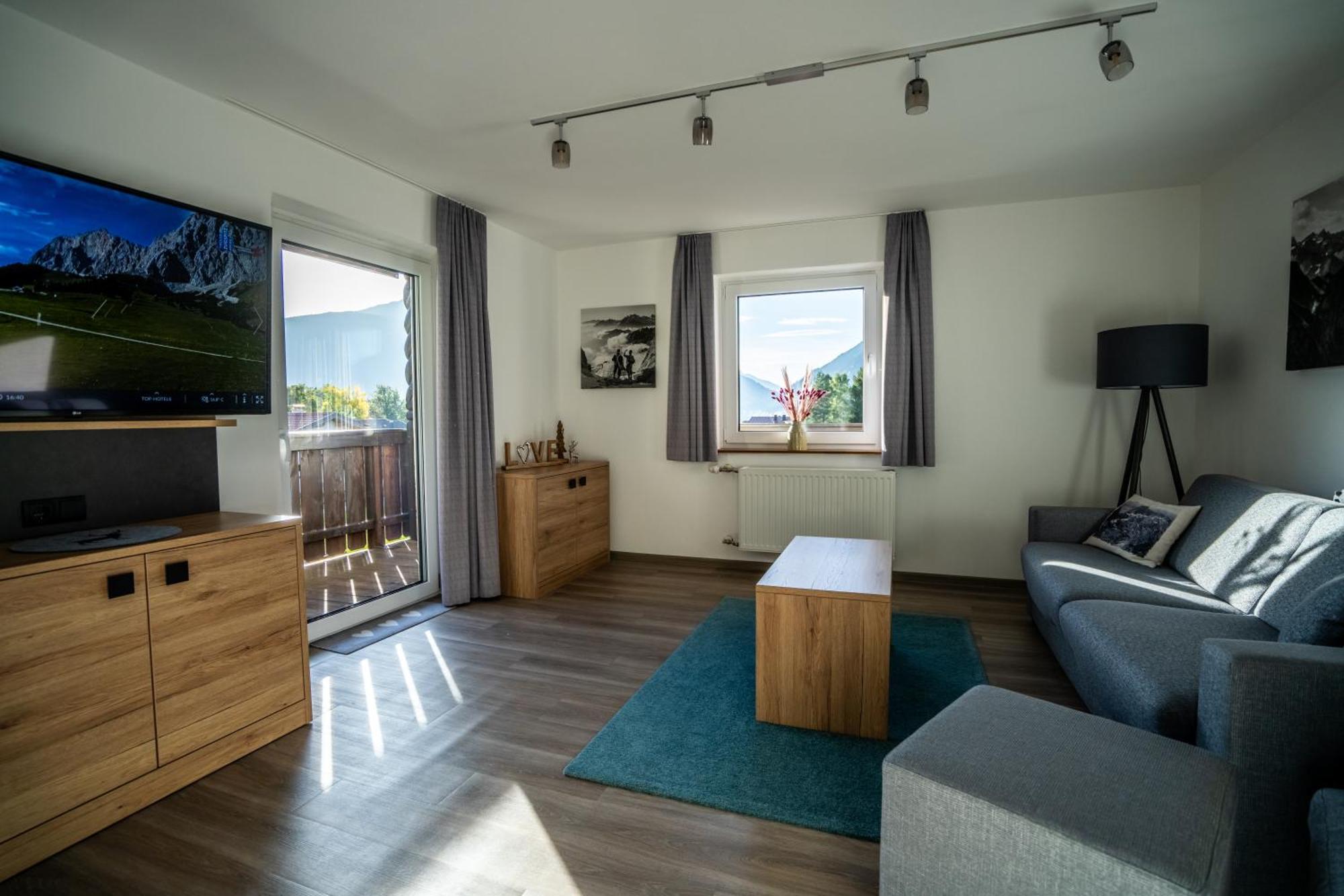 Tiroler Alpblick Appartements Ehrwald Ngoại thất bức ảnh