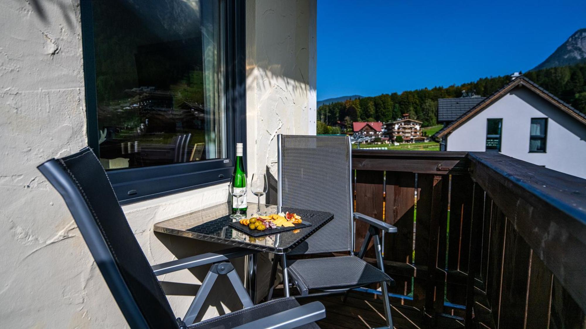 Tiroler Alpblick Appartements Ehrwald Ngoại thất bức ảnh